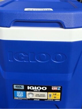 Igloo Blue and White Cooler